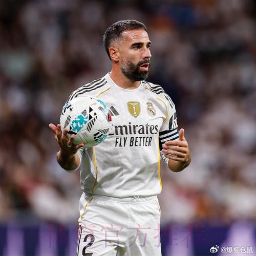 马卡报谈皇马防守问题:后卫缺人的影响正在显现 马卡报谈皇马防守问题:后卫缺人的影响正在显现